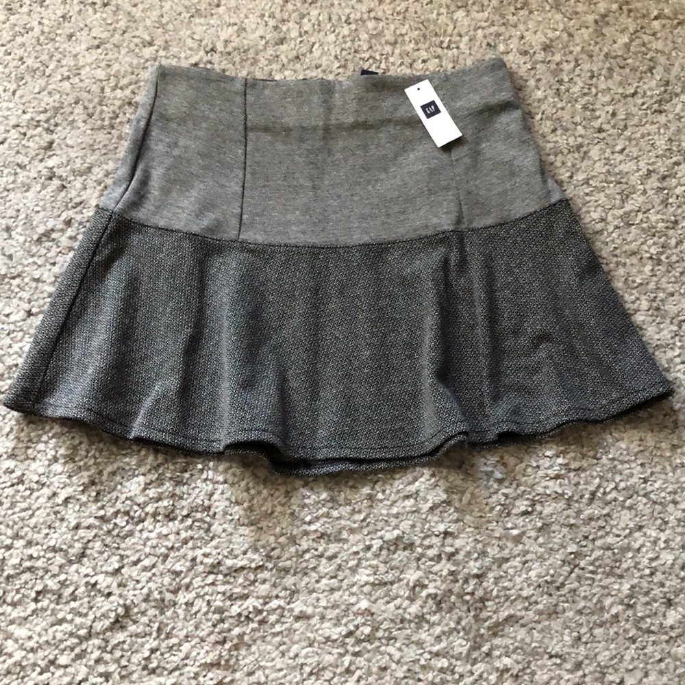 NWT Gap grey drop waist skirt